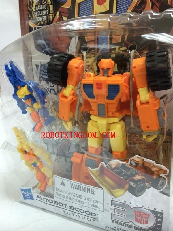 Transformers Generations 2014 Deluxe Wave 2 Package Images   Minicon Assualt Team, Autobot Scoop, Skywarp, And Armada Starscream  (6 of 12)
